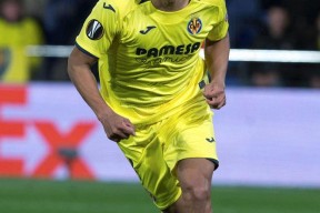 爱游戏手游下载-包含从清晨勒沃库森调整名单以备葡超到今晨比利亚雷亚尔备战CBA季后赛，萨拉赫在湖人比赛中突破纪录的词条