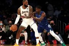 爱游戏手游下载-转折点圣安东尼奥马刺再遭质疑，NBA常规赛关键时刻攻防权衡，球迷炸锅，年轻球员得到机会(圣安东尼奥马刺2003总决赛回放)